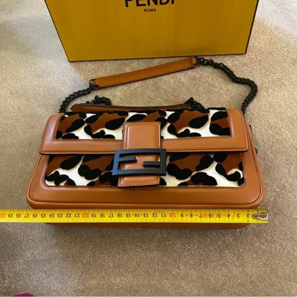 Fendi baguette tufted leopard handbag with box LIKE NEW - Picture 12 of 15